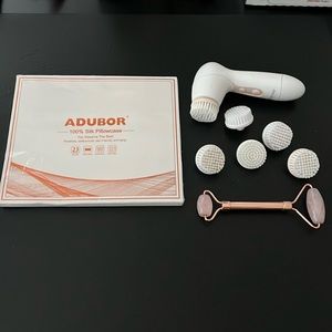 Mary Kay facial scrubber with 5 new brush heads, facial roller, silk pillow case